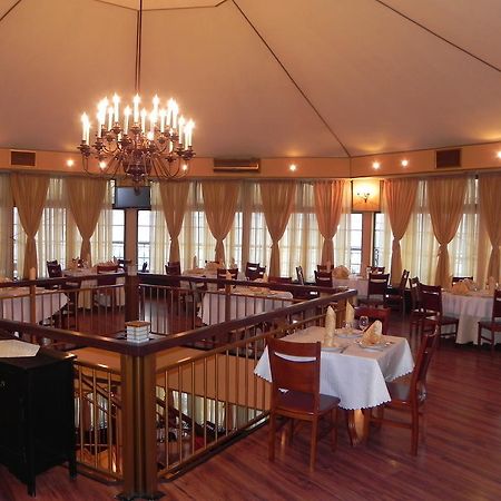 Hestia Hotel Calarasi  Buitenkant foto