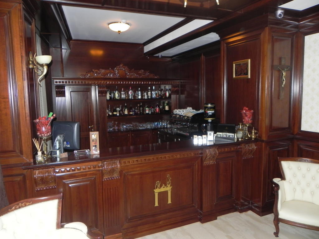 Hestia Hotel Calarasi  Buitenkant foto
