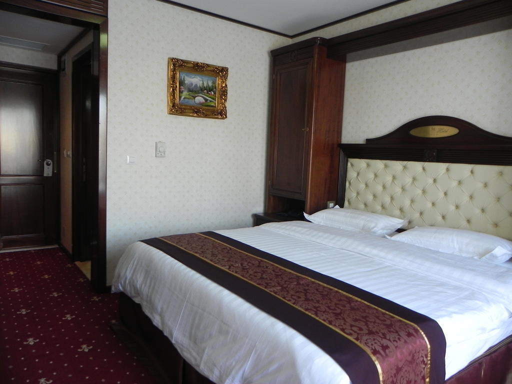 Hestia Hotel Calarasi  Kamer foto