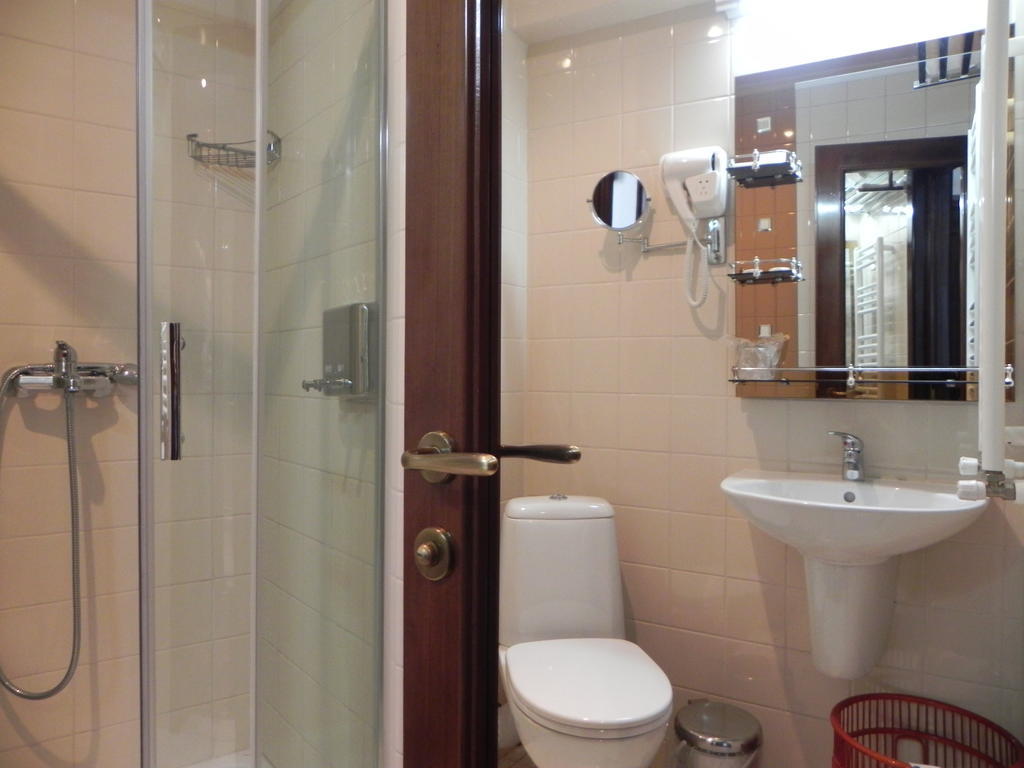 Hestia Hotel Calarasi  Kamer foto